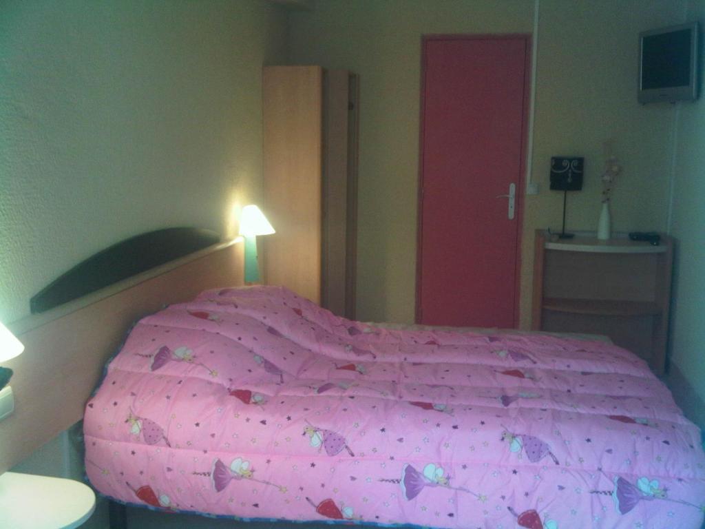 Hotel Royal Colombes Aulnay-sous-Bois Quarto foto